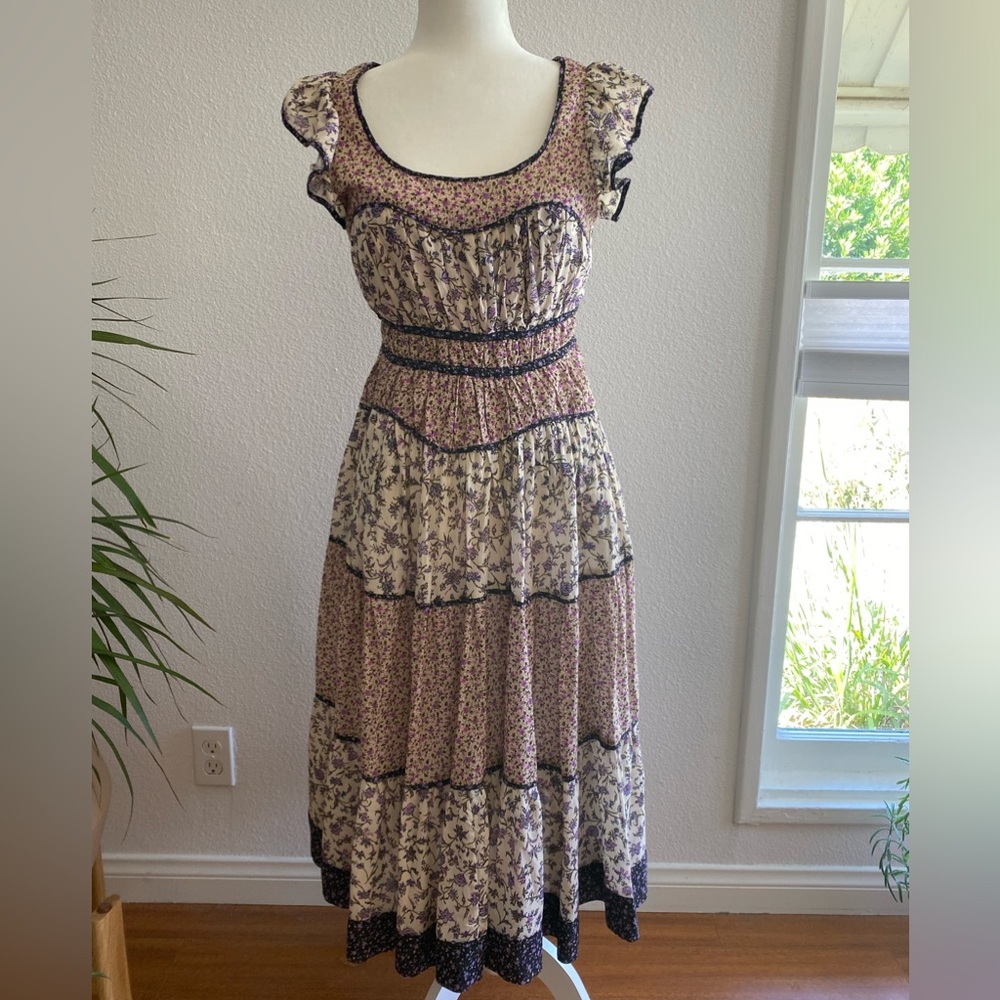 Ulla Johnson dress. Size 4. Fits size 4 to 6.